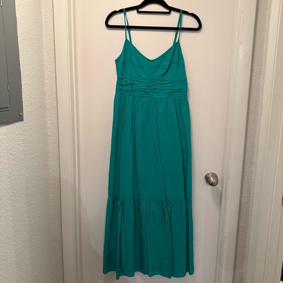 Universal Thread Green Maxi Dress - Picture 2 of 8